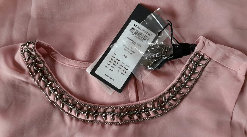 Vero Moda Kleid rosa mit Perlen an Ausschnitt Gr. M ca. 90cm NEU – Bild 2